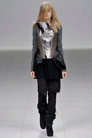 Look 25
